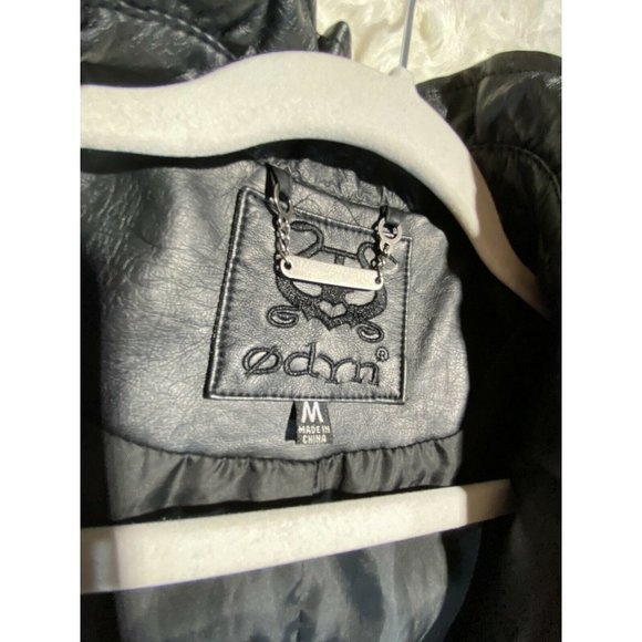 Odyn Women Black Faux Leather Jacket Ruffled szM - Picture 5 of 10